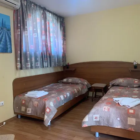 Sea Square Отель Балчик