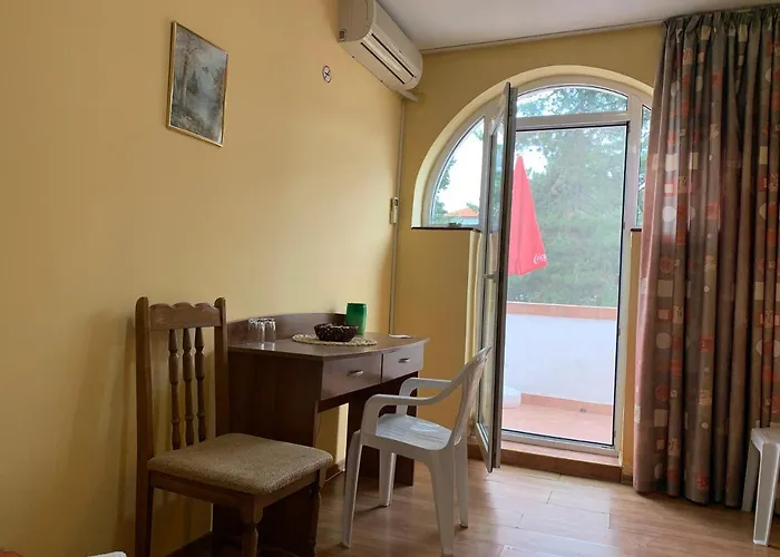 Ξενοδοχείο Sea Square 2*